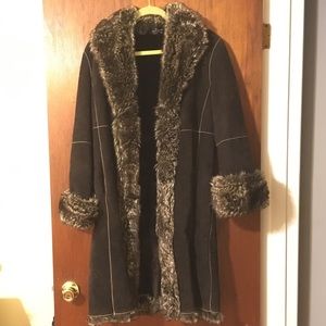Vintage suede Penny Lane coat w/faux fur trim